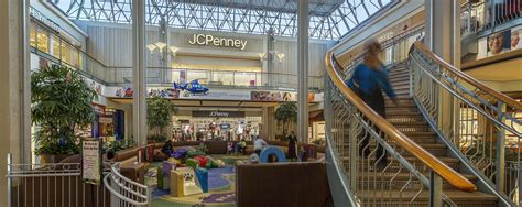 The Mall in Columbia .